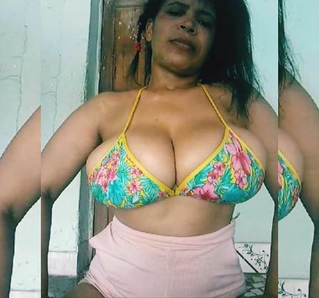 Elizbete Perera model hd image