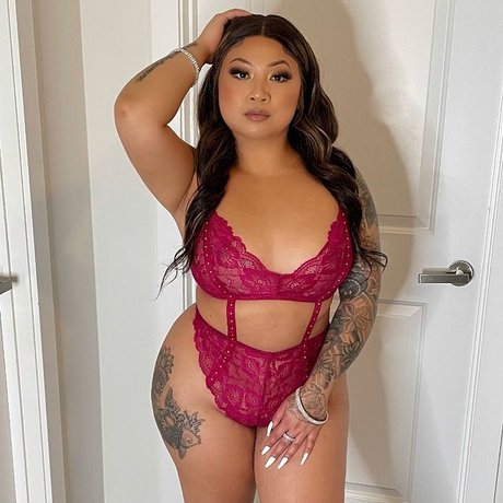 simplyyyj nudes pornstar pics