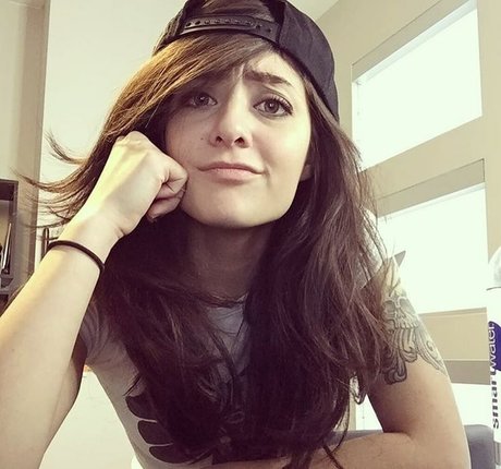 twomgovercsquared pretty star photo