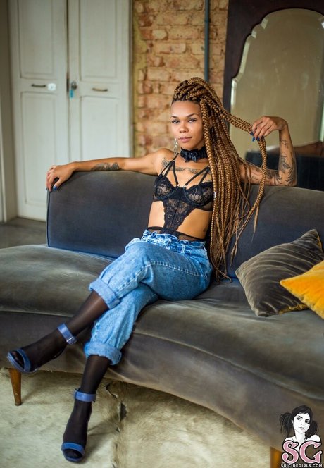 sasaricando model porn image