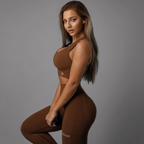 Anya Hryshchenko hd star picture