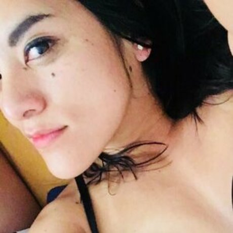 huge shemale onlyfans beautiful photos