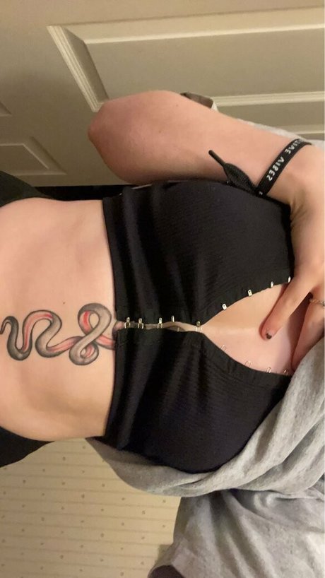 BvnnyBeth sexy model archive