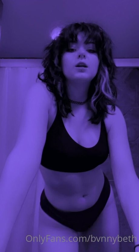 BvnnyBeth pornstar nice pictures