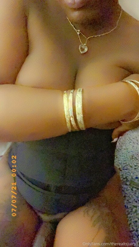 TheRealTsJuicy adult model image