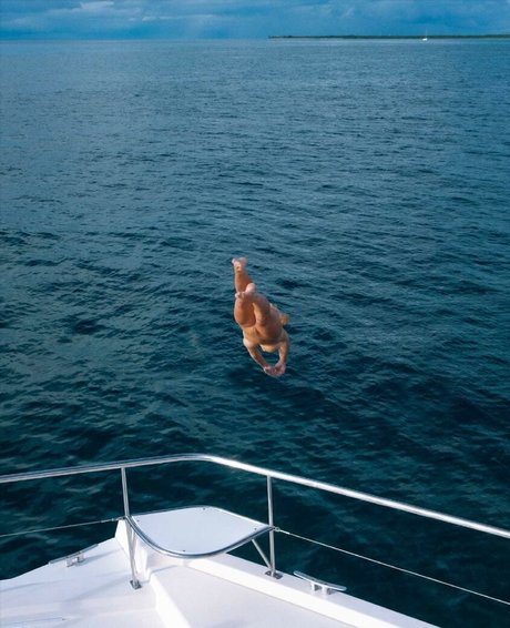 Jeni Summers model adult img