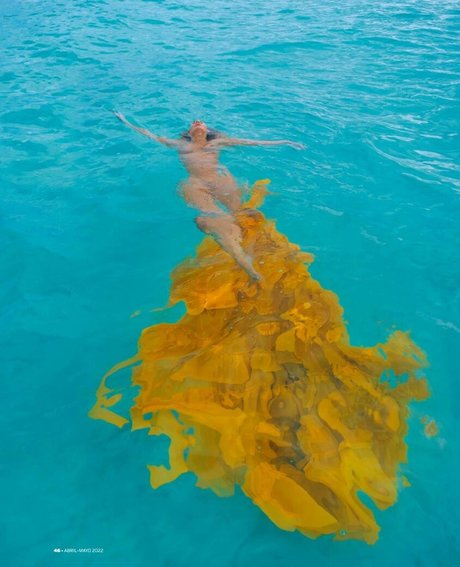 Jeni Summers porn star photos