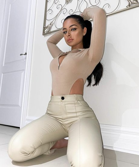 mother daughter onlyfans free archive