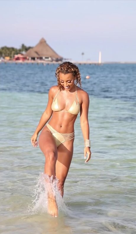 Elle Smith hd star picture