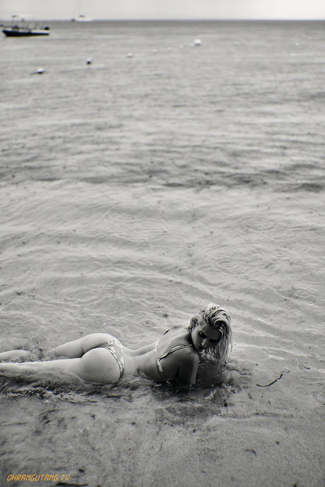 Cristina Pilo model exclusive images