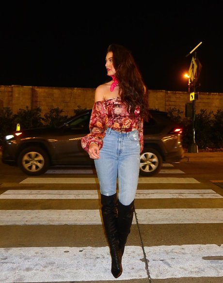 Rachel Michelle hd actress photos