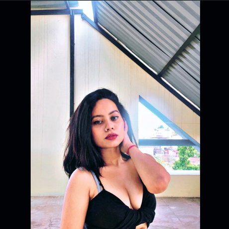 Estcy nude model pictures