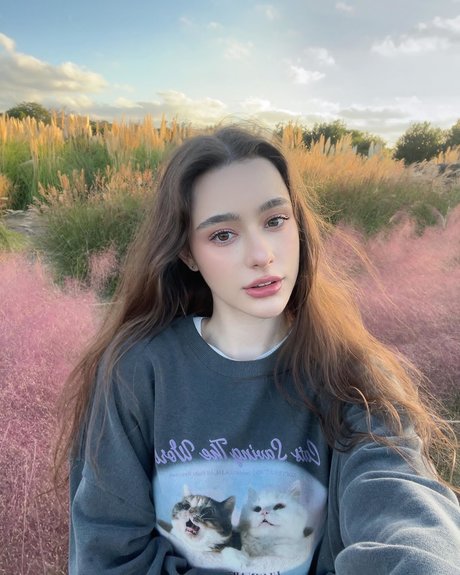 teen cumshot onlyfans top images