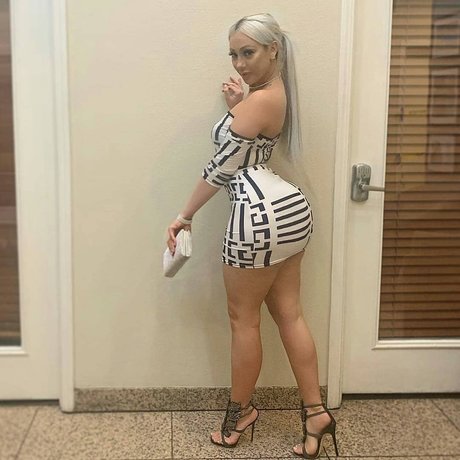 Una hd pornstar image