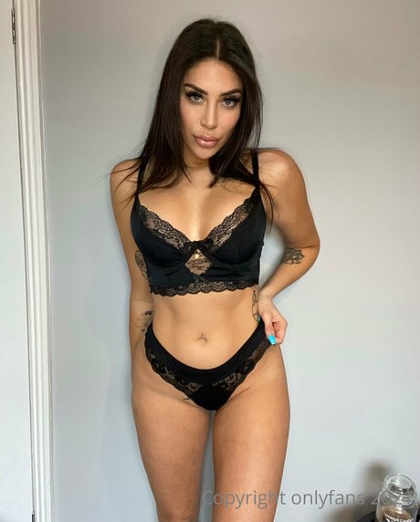 Tamara Joy nude pornstar archive