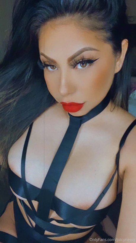 Yanxe ann model naked pic