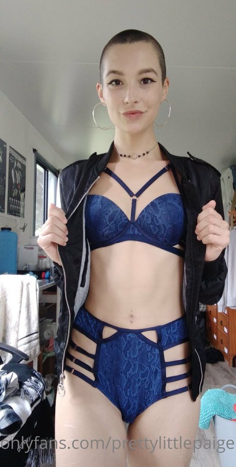 Pretty Little Paige pornstar nudes pic