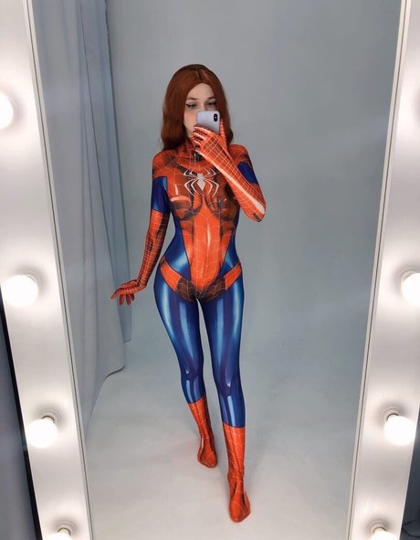 Ariadna Lobe star porn images