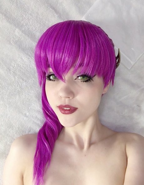 Ariadna Lobe porn model photos