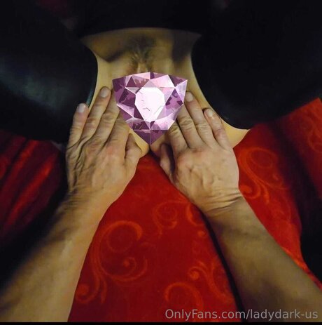 Ladydark Us sexy actress images