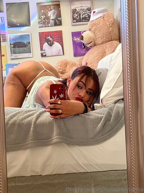 Isabellaarianna exclusive model gallery