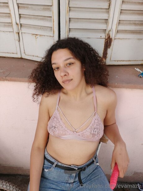 Evamaze xxx pornstar pictures