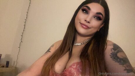 Trippyleigh hd star photo