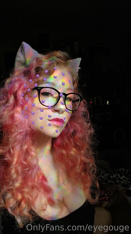 Strwbrybitch porn star img