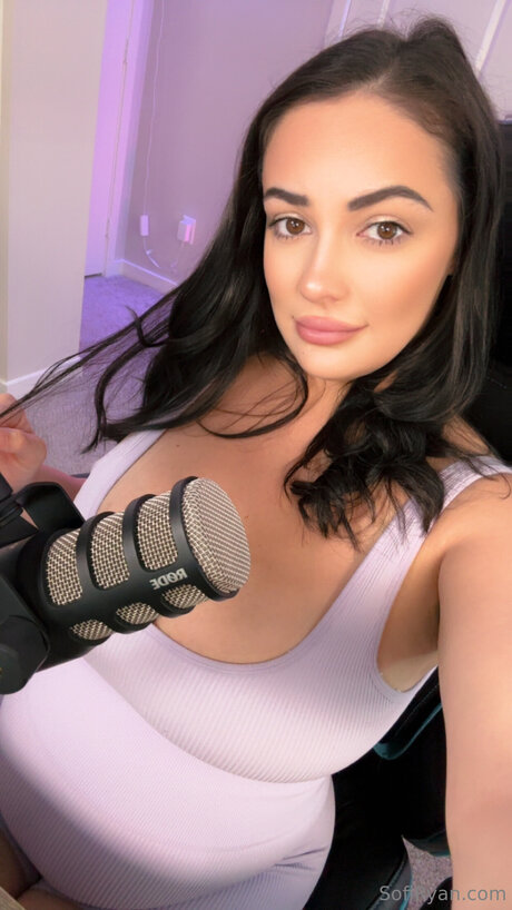 ebony thick onlyfans hd pics