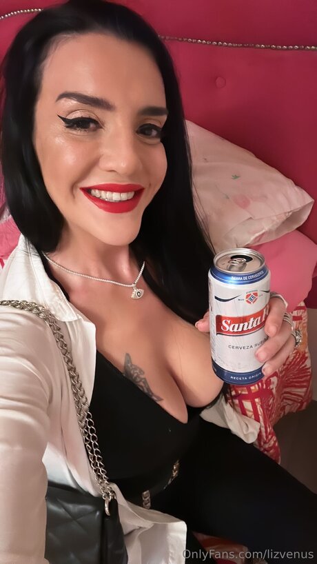 Lizvenus star art archive