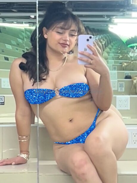 Miamoralma model adult pictures