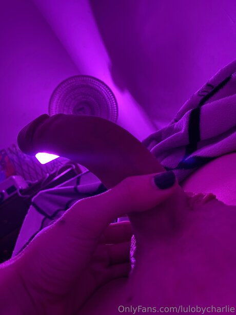 Lulobycharlie erotic star photo