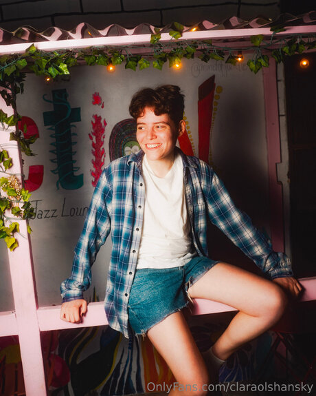 Carsonolshansky high quality model picture
