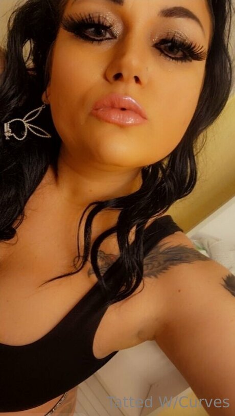 U225860105 star sexy galleries