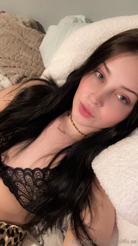 Gemiinii Xo nudes star gallery