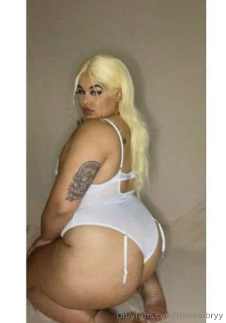 Therealbryy model hot img