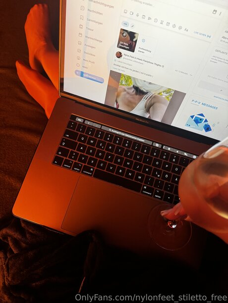 Nylonfeet Stiletto Free porn star pic