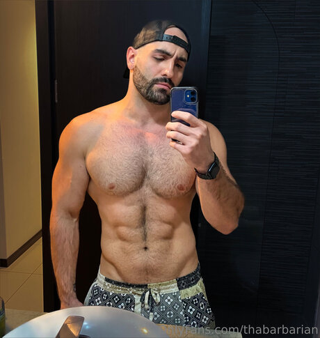 Zeus Free model sexy photos