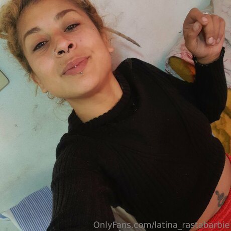 brunette milf onlyfans nude image