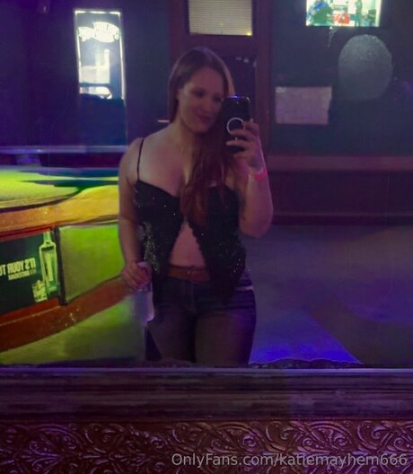 Katiemayhem666 pornstar high quality picture