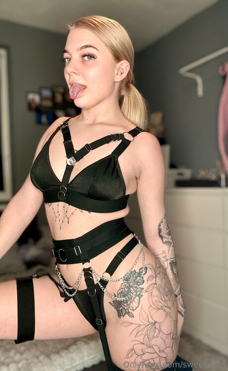 Sweetxlina high quality pornstar photos