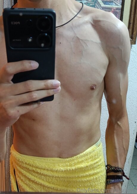 gloryhole wife onlyfans sex images