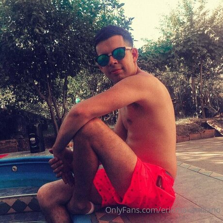 Erikmaximiliano hot model photo