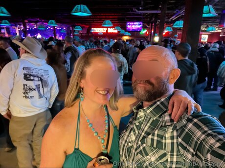 Mountainmomkayppv model top gallery