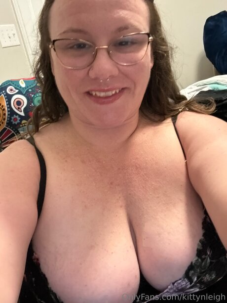 Kittynleigh exclusive star photo