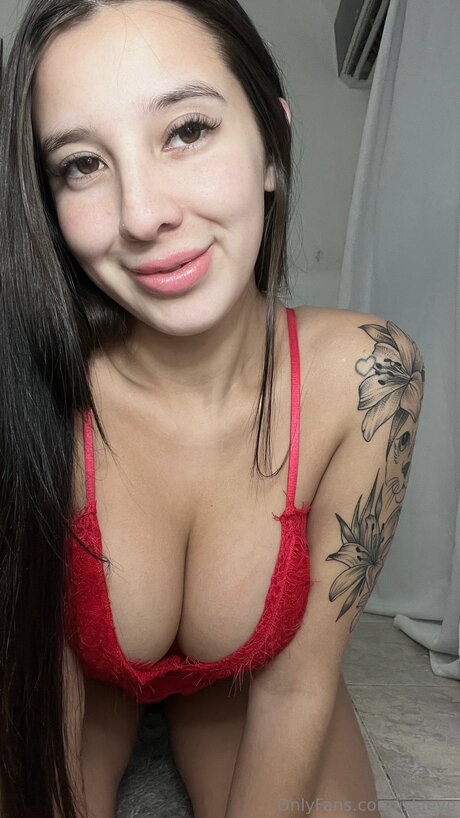 U219442991 pornstar hot archive