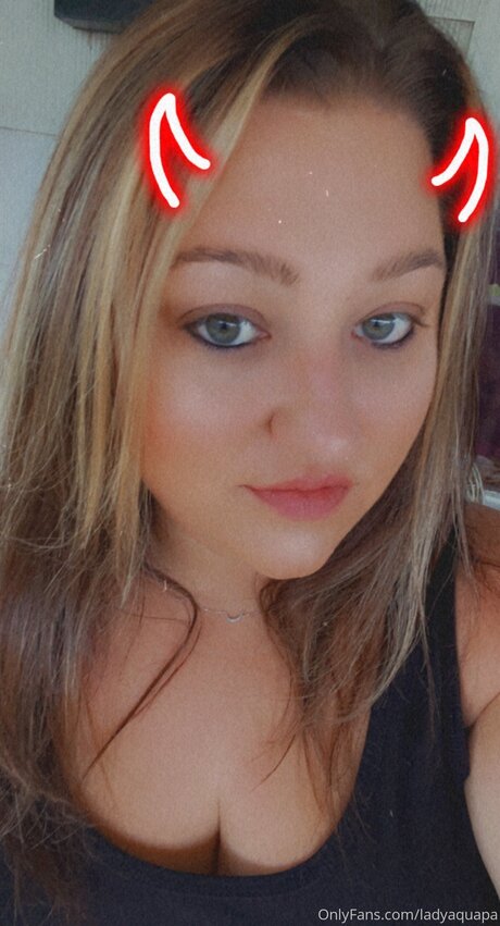Ladyaquapa star sexy photos