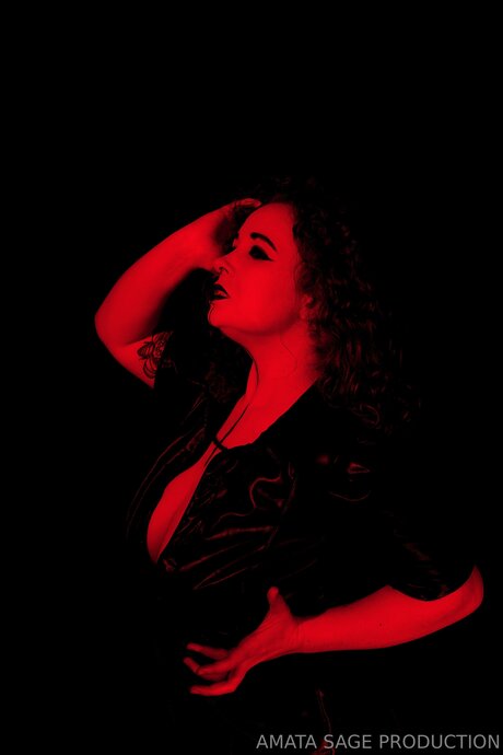 Amatasage perfect model pic