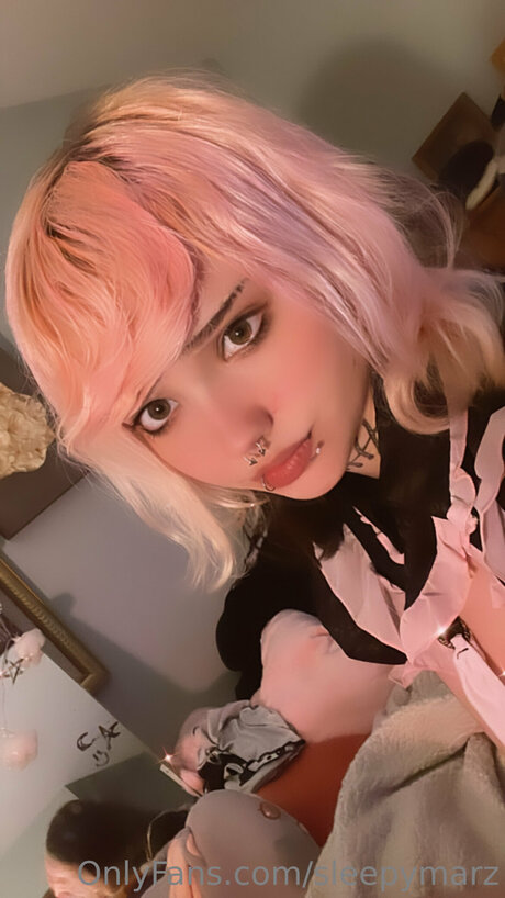 Sleepymarz pornstar adult photo