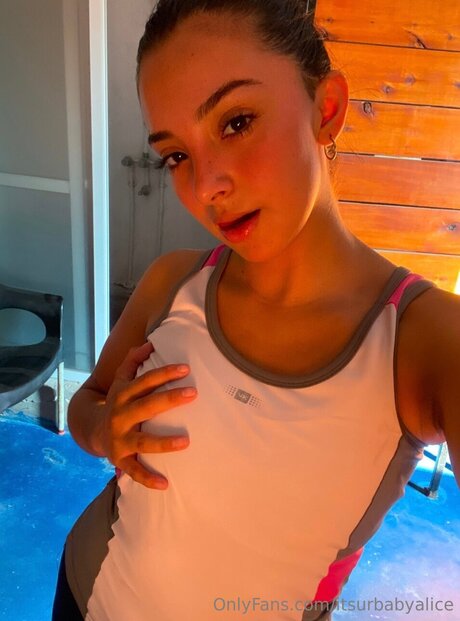 Itsurbabyalice porn model image